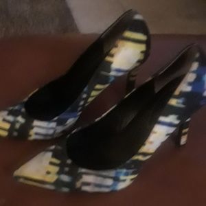 Guess heels